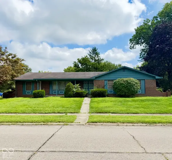 711 Brushwood Lane, Greenwood, IN 46142