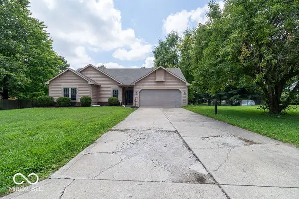 572 San Ricardo Drive, Greenwood, IN 46142