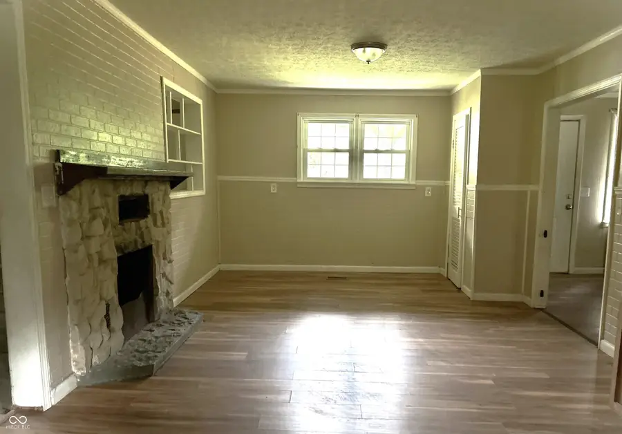 952 E Booe, Austin, IN 47102 - #3