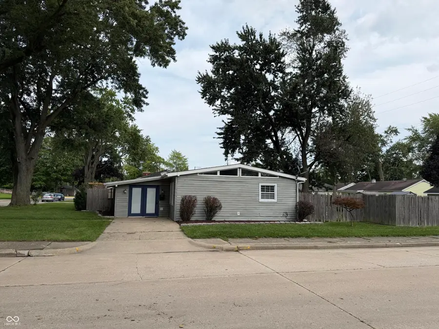 601 Broad Avenue, Nappanee, IN 46550 - #2