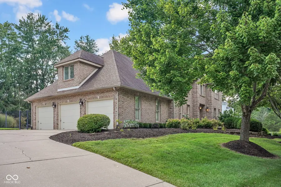 5183 Northwood Drive, Columbus, IN 47201 - #3