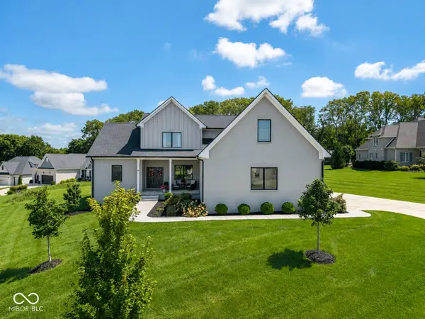 1837 Calvert Farms Drive, Greenwood, IN 46143