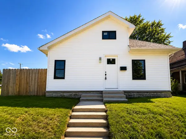 1227 W 13th Street, Muncie, IN 47302