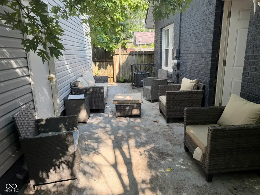 2432 Brookside Parkway North Drive, Indianapolis, IN 46201 - #2