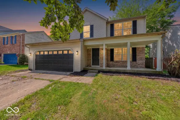 2042 Thousand Oaks Boulevard, Indianapolis, IN 46214