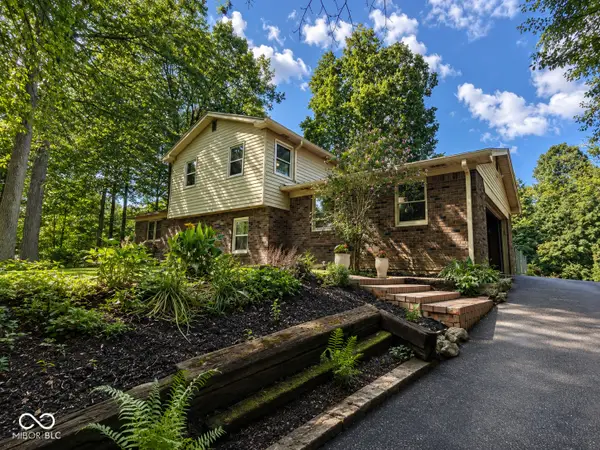 532 E Timberbrook Estates, Shelbyville, IN 46176
