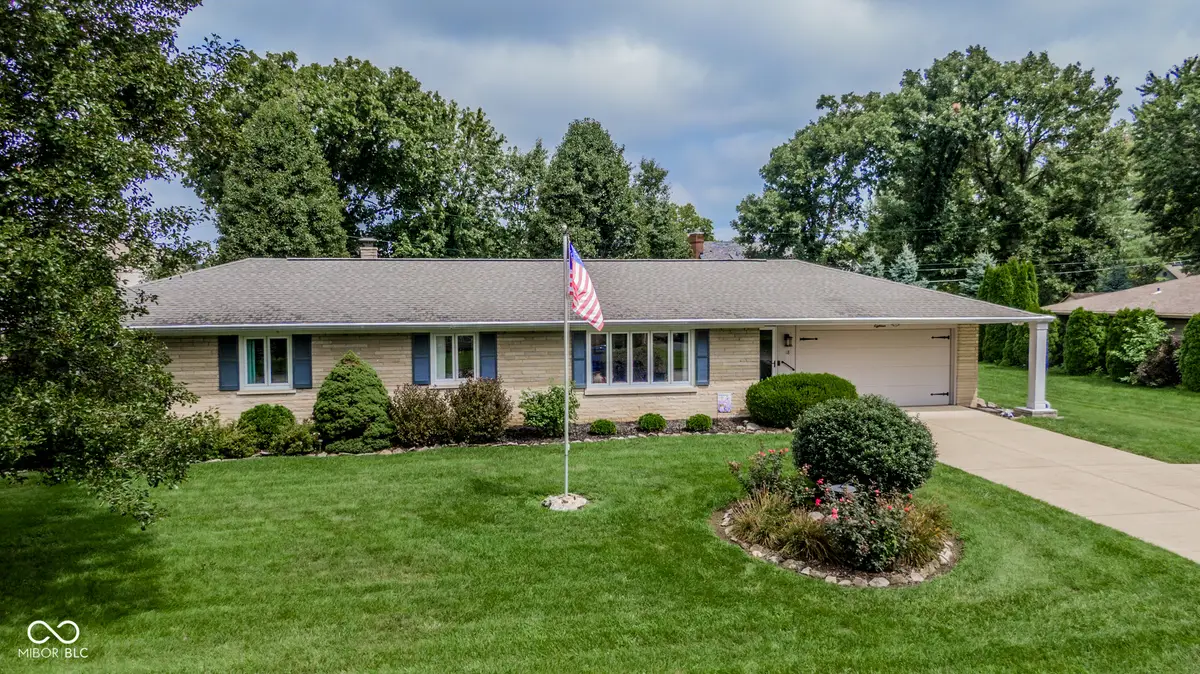 18 Fairfield Drive, Brownsburg, IN 46112 - #1