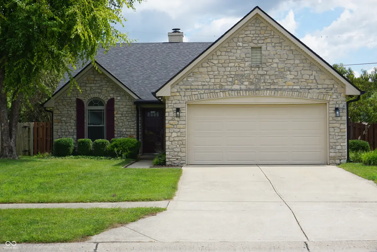 679 Redfox Court S, Greenwood, IN 46142 - #1
