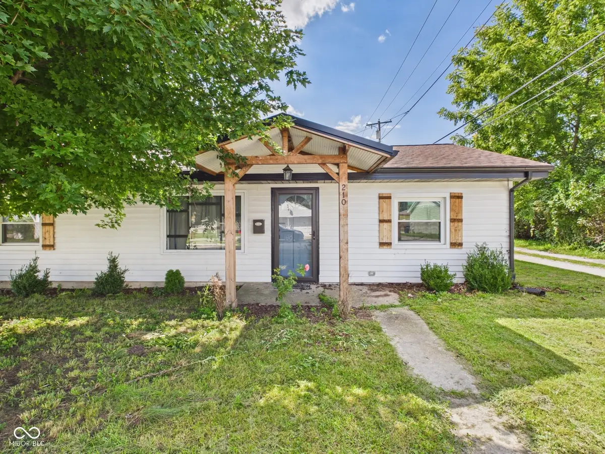 210 S 27th Street, Elwood, IN 46036 - #1