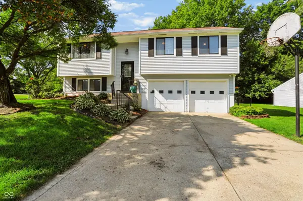 4152 Oil Creek Drive, Indianapolis, IN 46268