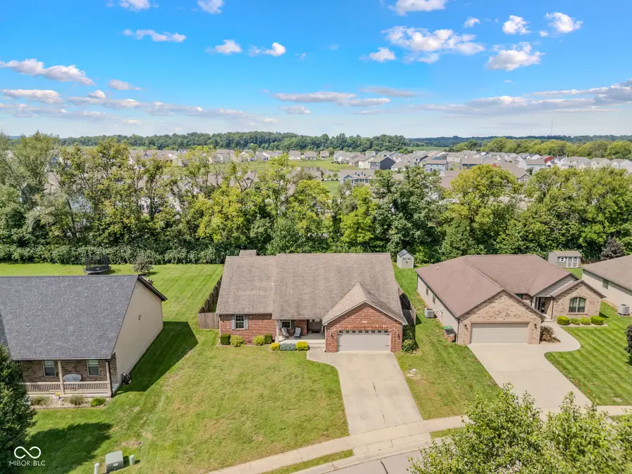 4328 Westminster Court, Columbus, IN 47201 - #3