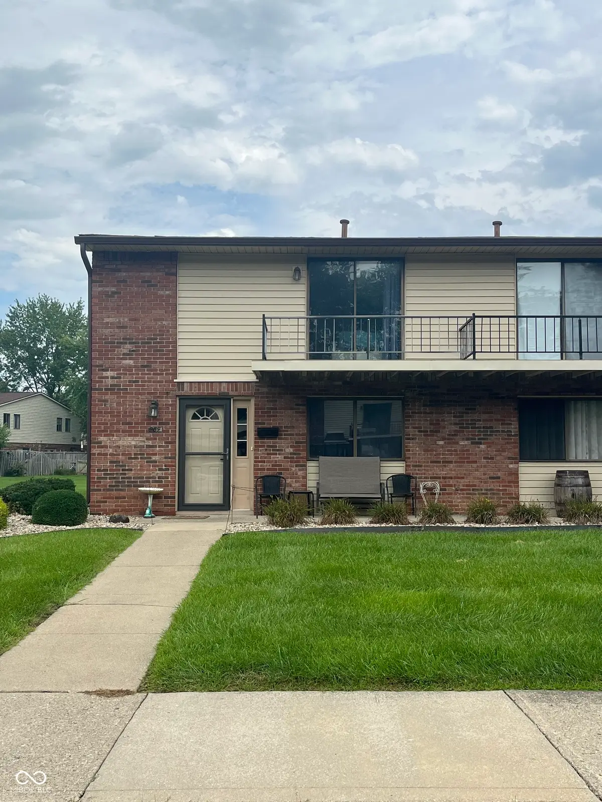 989 Greenwood Trail W, Greenwood, IN 46142 - #1