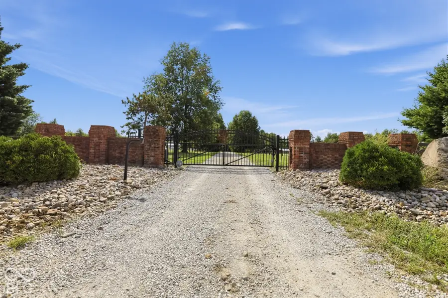 300 W Oregon Church Road, Terre Haute, IN 47802 - #3