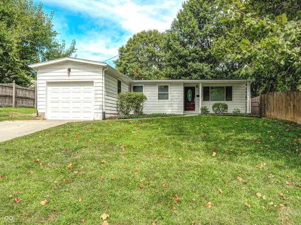 414 Sleepy Hollow Drive, Plainfield, IN 46168