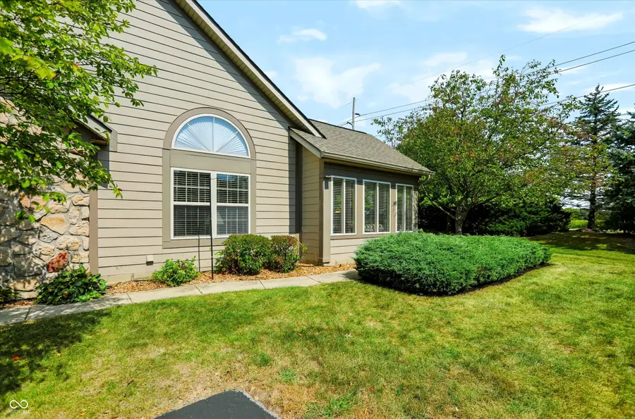 16615 Brownstone Court, Westfield, IN 46074 - #2