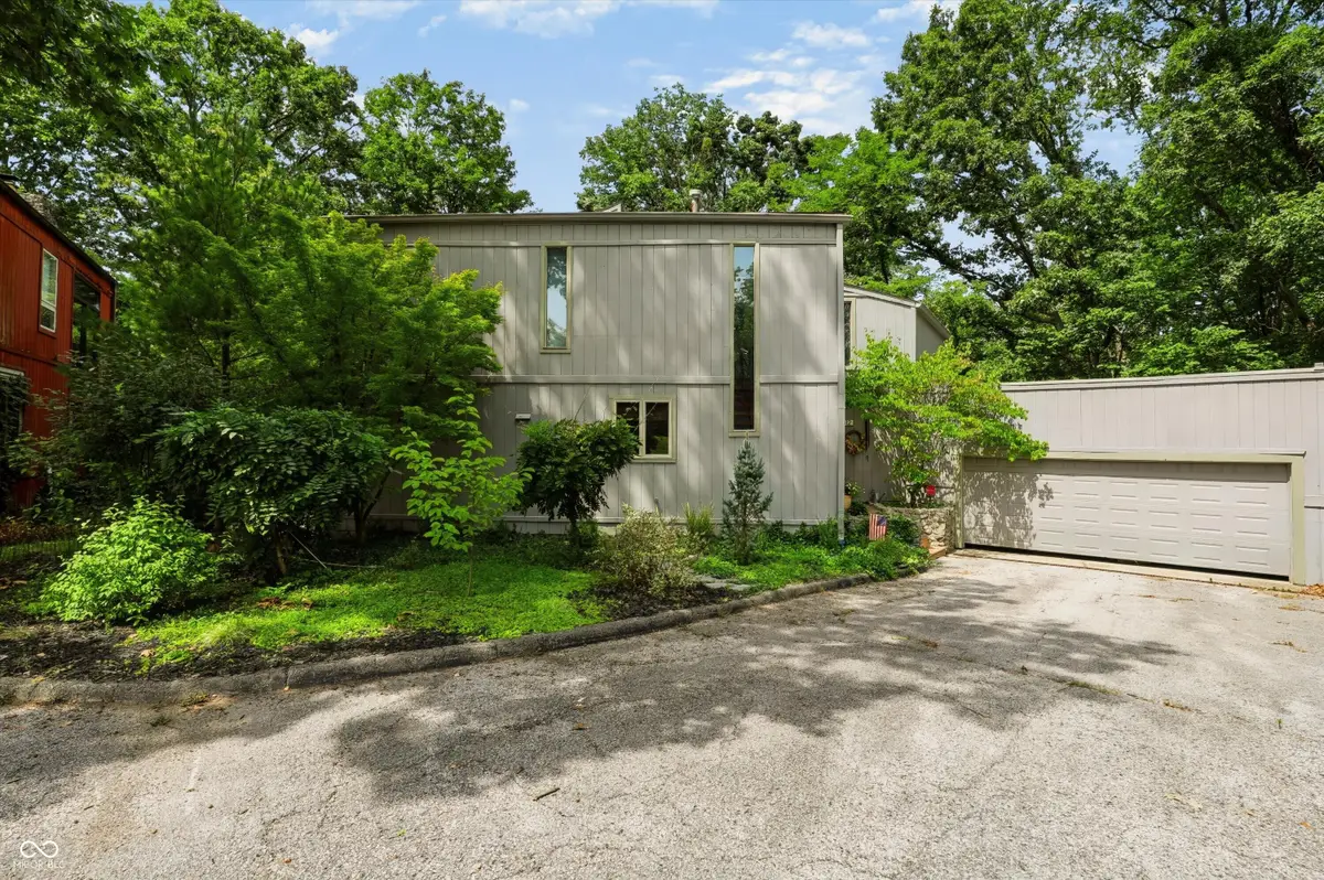 2812 W Fawkesway Drive, Bloomington, IN 47404 - #1