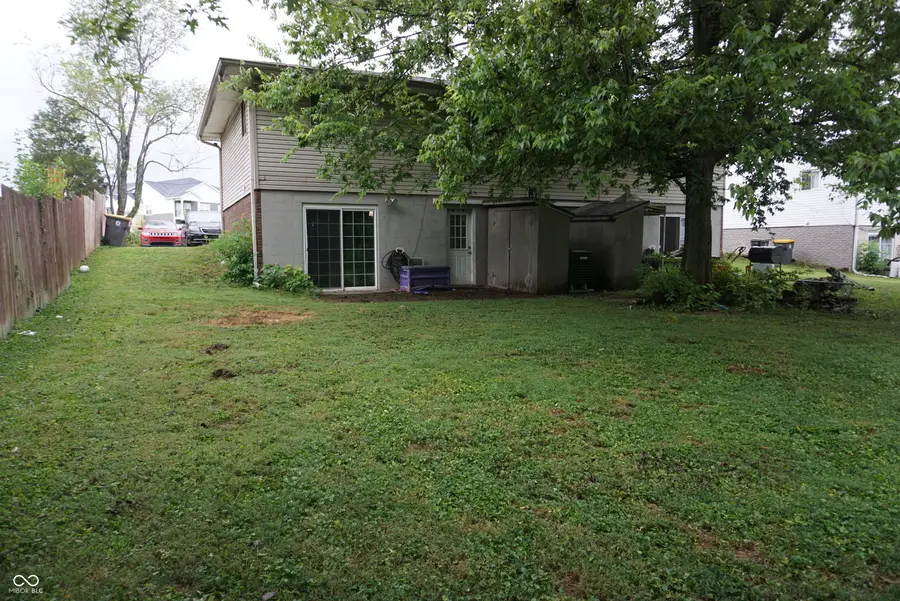711 S Park Square Drive, Bloomington, IN 47403 - #3