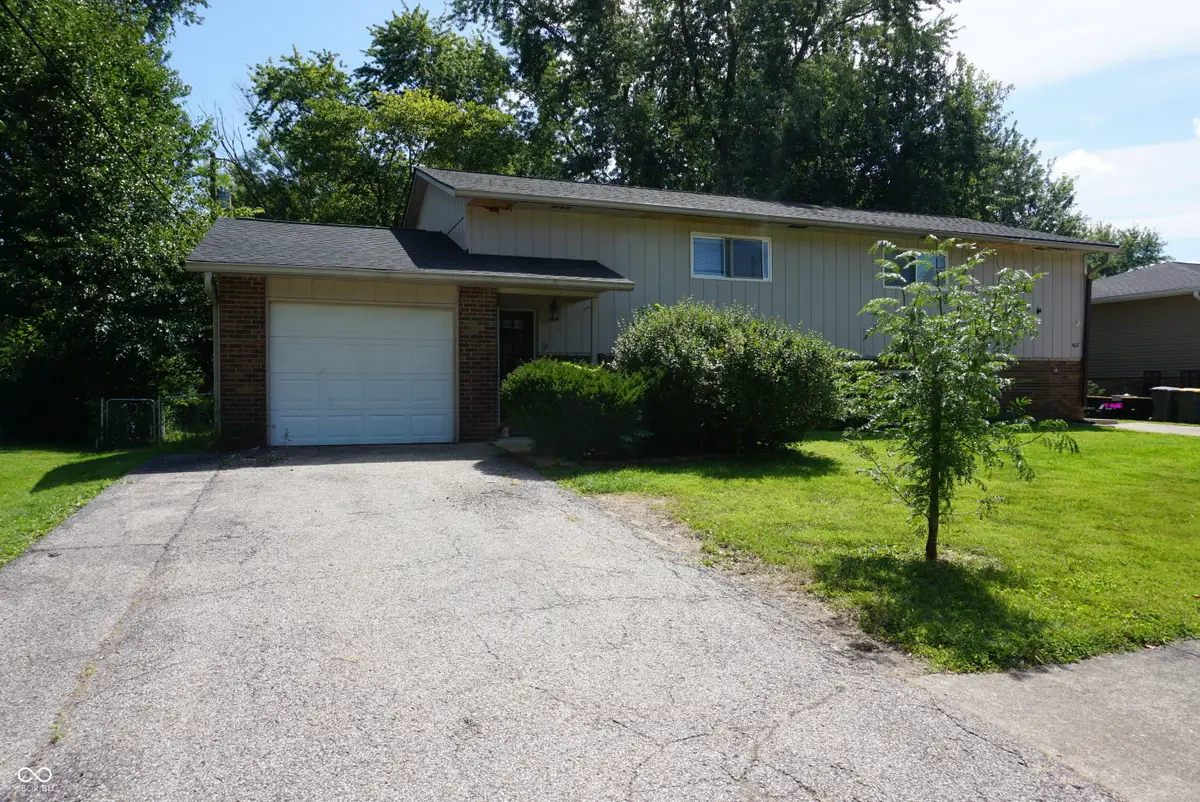 4635 W Sunset Avenue, Bloomington, IN 47403 - #1