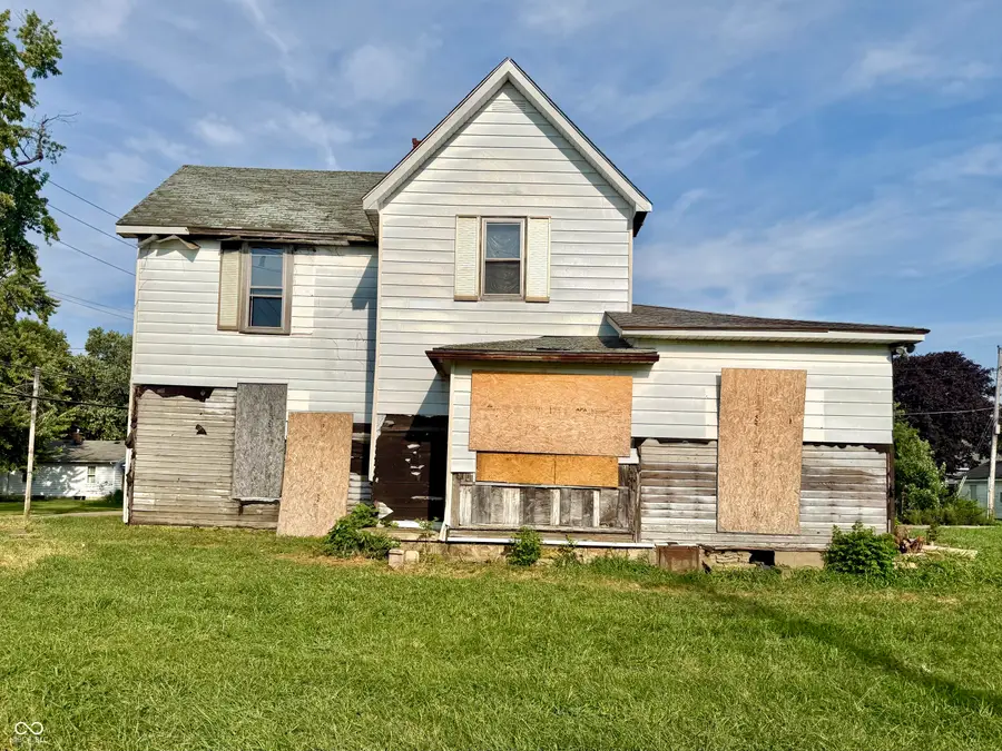 321 W 22nd Street, Anderson, IN 46016 - #2