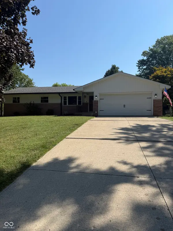 721 Lindenwood Drive, Greenwood, IN 46142