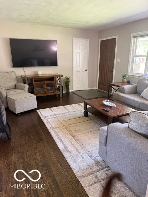 721 Lindenwood Drive, Greenwood, IN 46142 - #2
