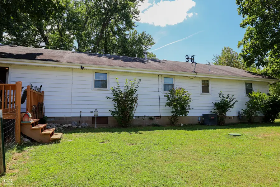 4566 W State Road 56, Scottsburg, IN 47170 - #3