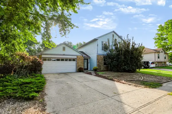 7549 Southern Lakes Drive, Indianapolis, IN 46237