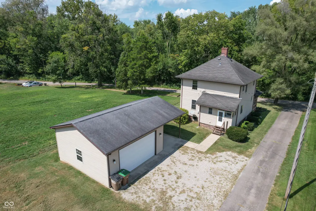 2115 Irwin Drive, Columbus, IN 47201 - #1