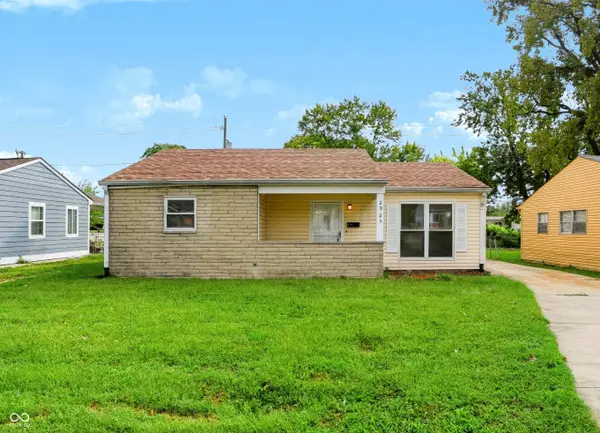 2925 Baltimore Avenue, Indianapolis, IN 46218