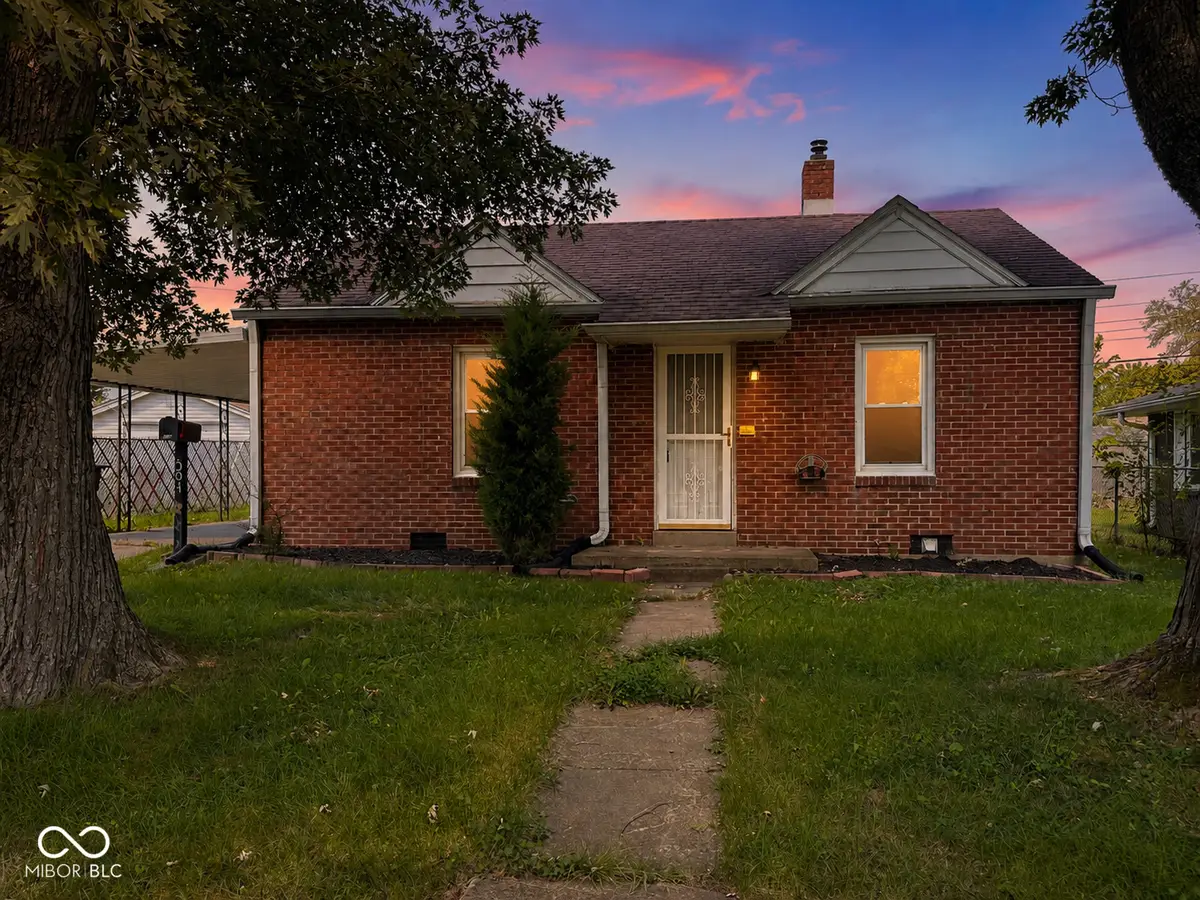 304 W 34th Street, Anderson, IN 46013 - #1