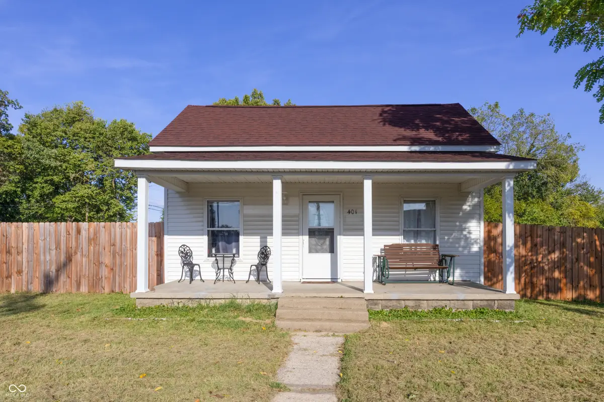 401 S Kyle Street, Edinburgh, IN 46124 - #1