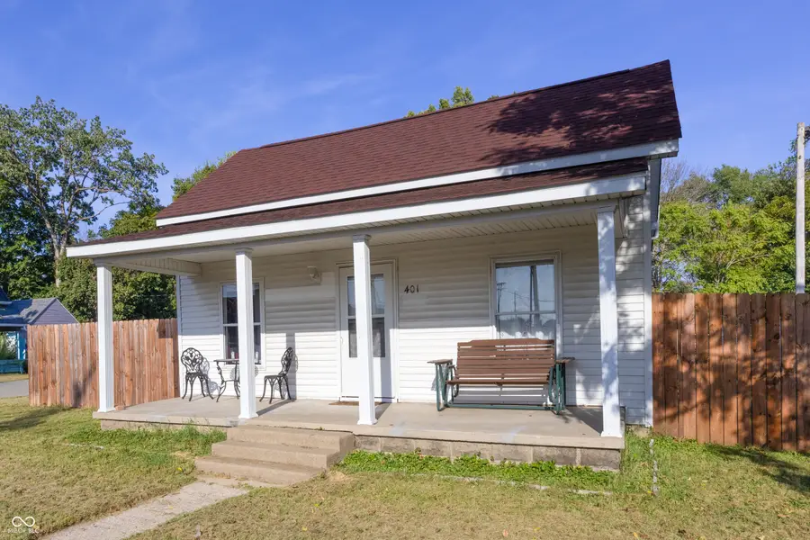 401 S Kyle Street, Edinburgh, IN 46124 - #2