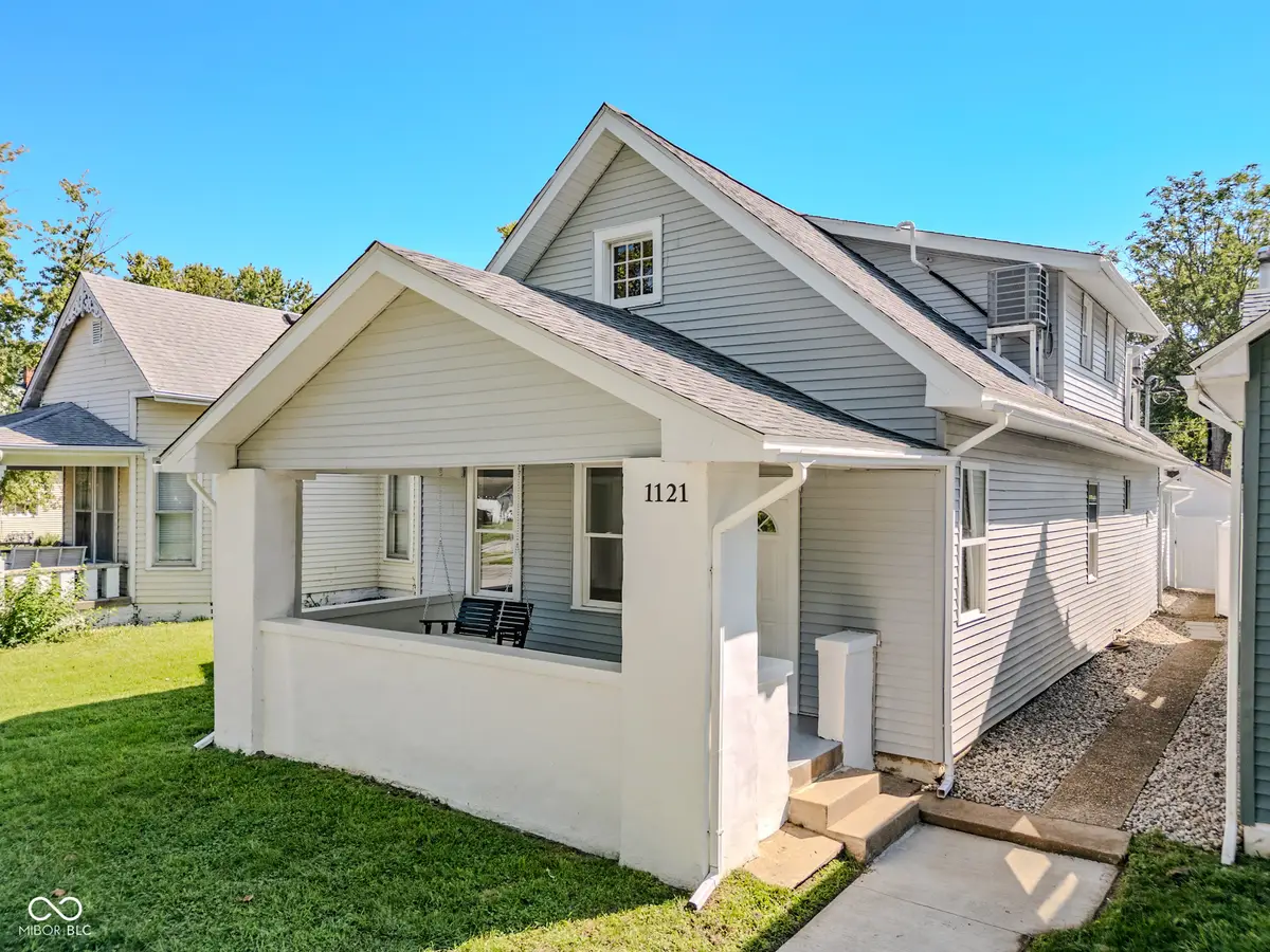 1121 Lafayette Avenue, Columbus, IN 47201 - #1