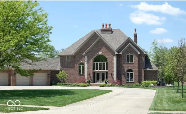 10646 Walnut Creek Drive W, Carmel, IN 46032