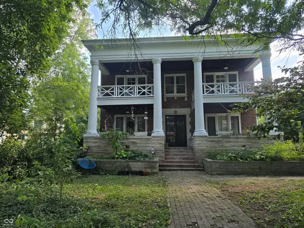 945 Woodruff Place Middle Drive, Indianapolis, IN 46201