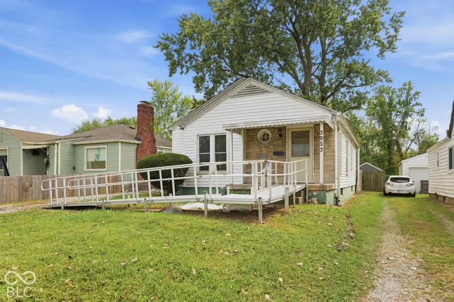 3923 E 34th Street, Indianapolis, IN 46218 - #3