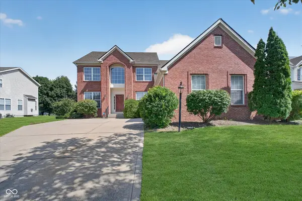13525 Lablanca Bend, Carmel, IN 46074