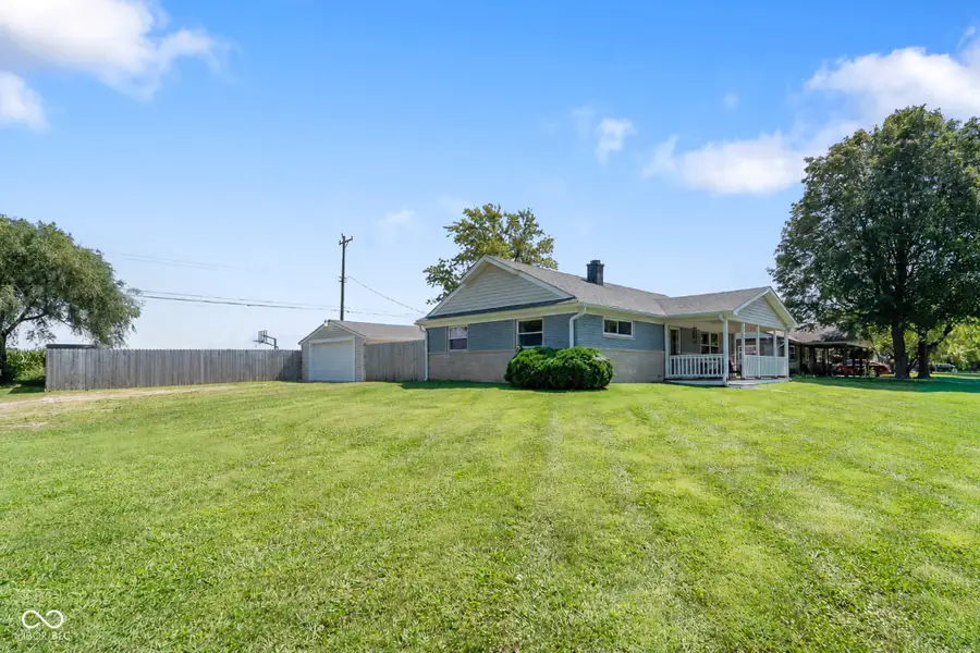 529 Park Drive, Greenwood, IN 46143 - #2
