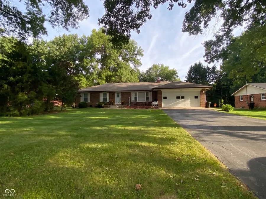 617 Medallion Drive, Greencastle, IN 46135 - #2