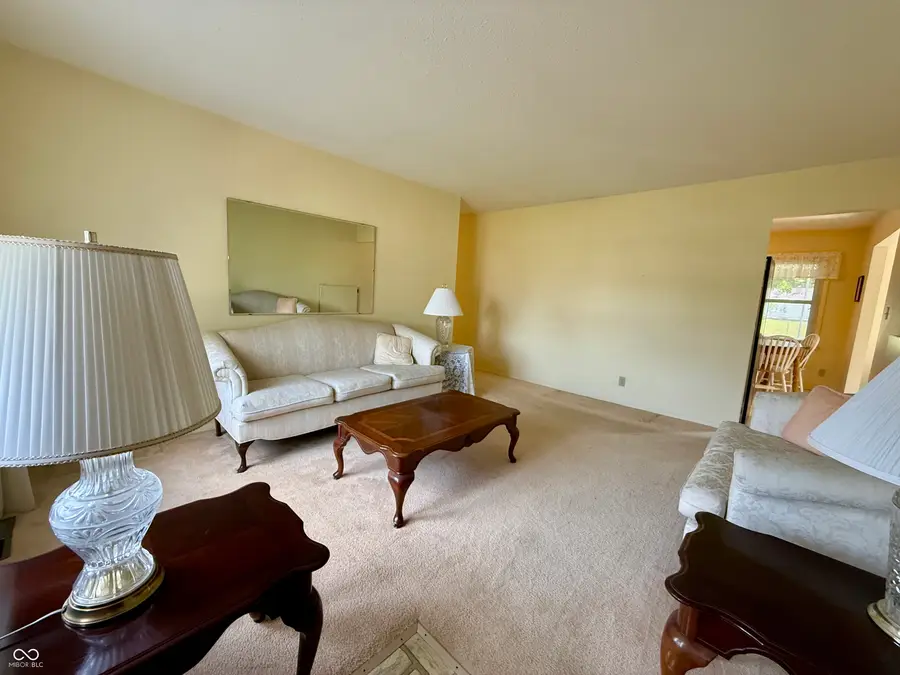 4315 Kensington Drive, Logansport, IN 46947 - #2