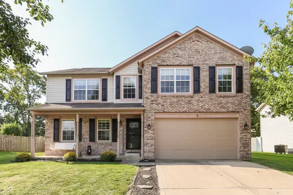 919 Angus Lane, Indianapolis, IN 46217