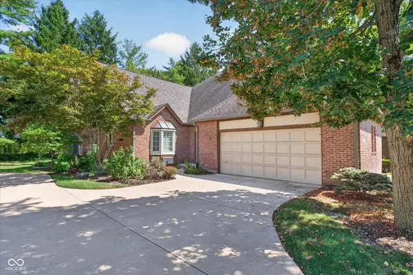1990 Oldfields Circle North Drive, Indianapolis, IN 46228