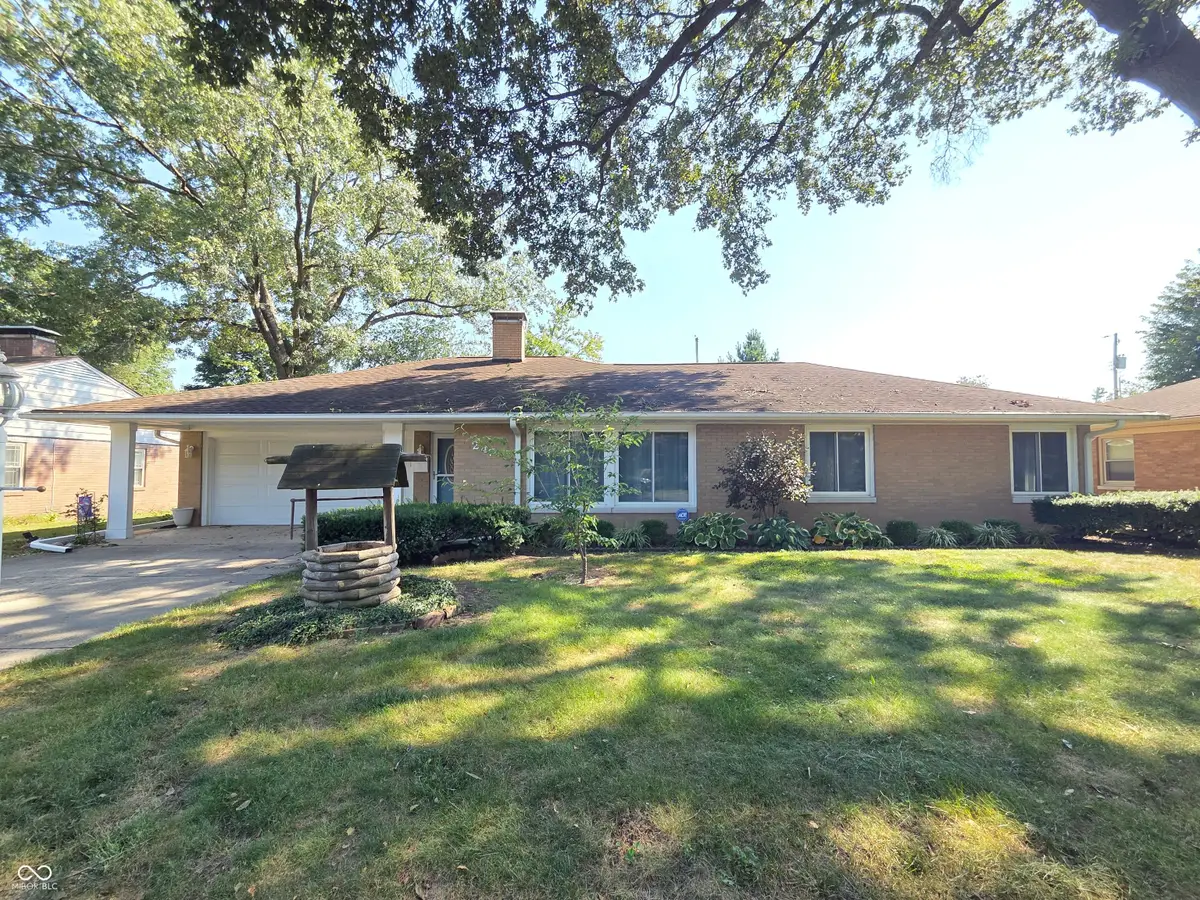 249 S 26th Street, Terre Haute, IN 47803 - #1