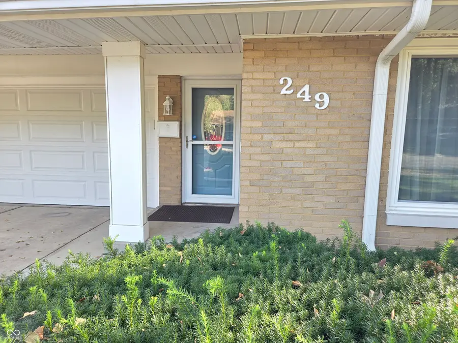 249 S 26th Street, Terre Haute, IN 47803 - #2