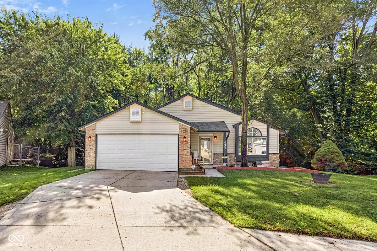 933 Timber Creek Lane, Greenwood, IN 46142 - #1
