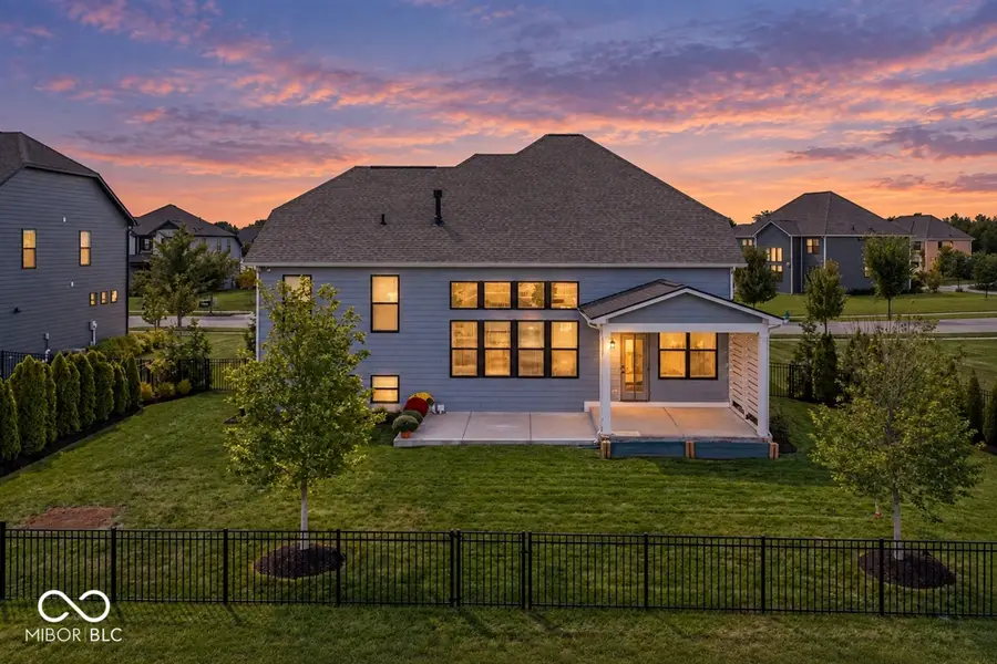 5145 Peachtree Road, Zionsville, IN 46077 - #2