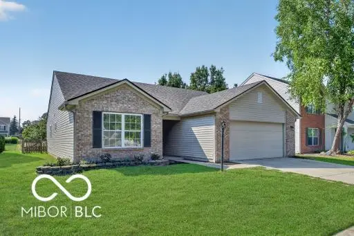18907 Prairie Crossing Drive, Noblesville, IN 46062 - #2