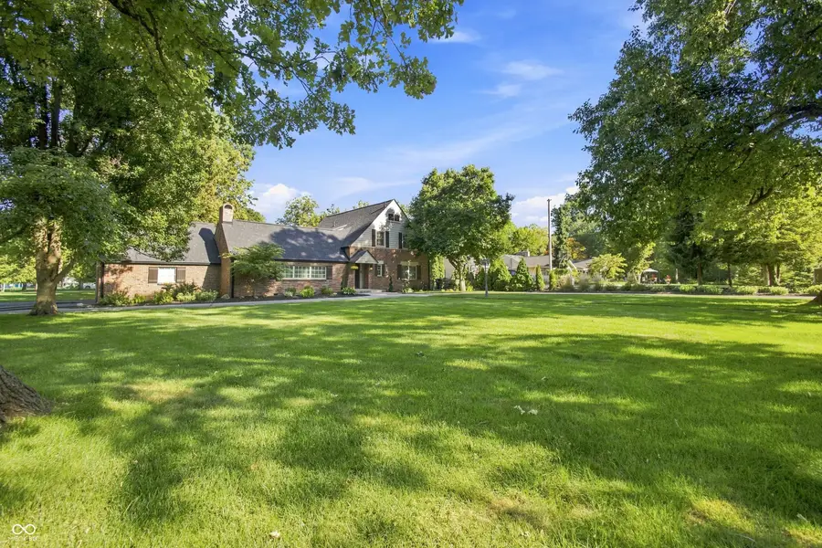 801 Eastwood Drive, Frankfort, IN 46041 - #2