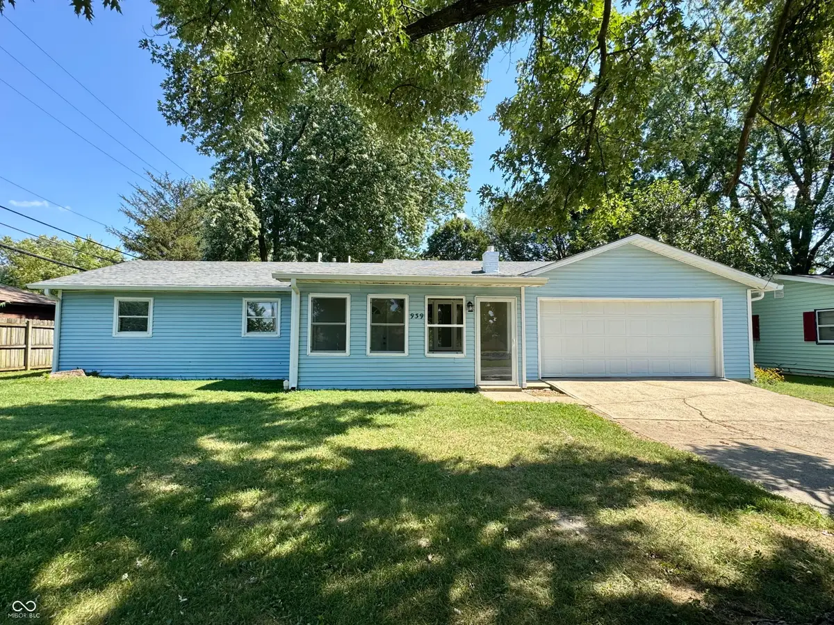 939 Sawmill Road, Whiteland, IN 46184 - #1