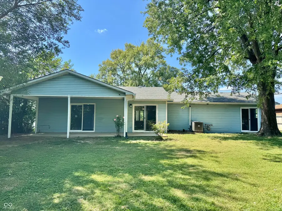 939 Sawmill Road, Whiteland, IN 46184 - #2